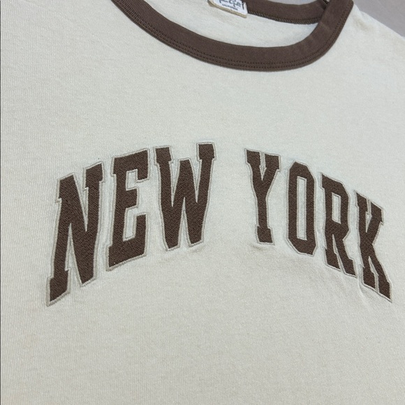 Brandy Melville New York top - Picture 3 of 6